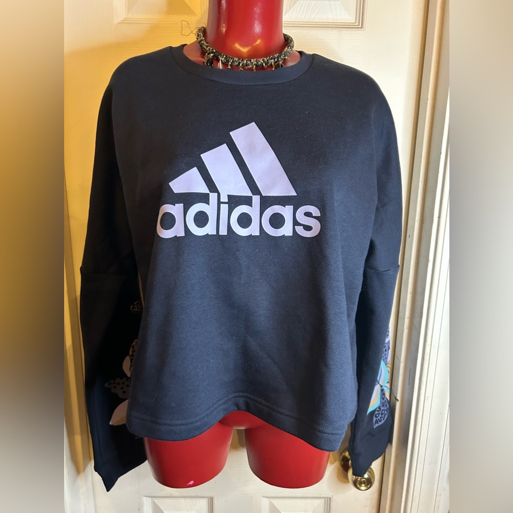 WOMENS ADIDAS FARM LEGEND INK CROP SWEATSHIRT- FLORAL SLEEVES- SIZE LARGE L -